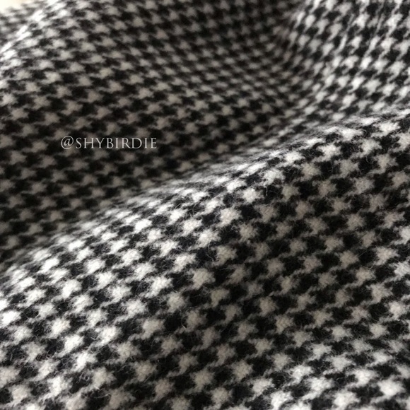 Banana Republic Collarless Houndstooth Wool Coat - Picture 7 of 15